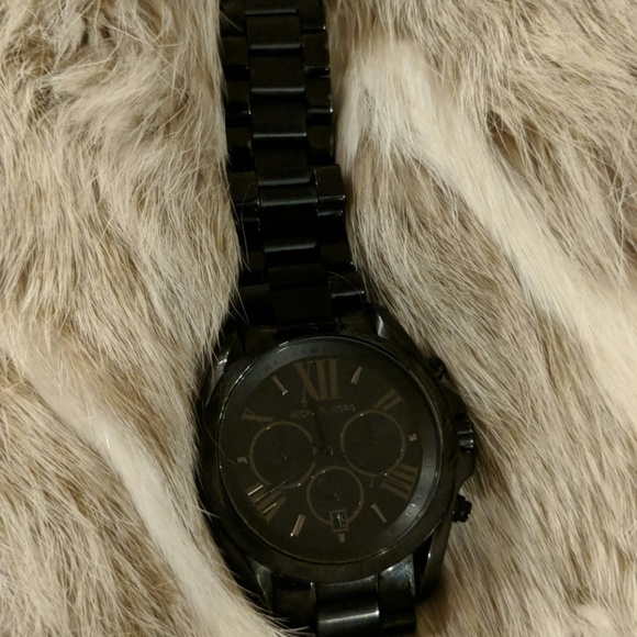 Michael Kors Black Watch - Picture 3 of 7